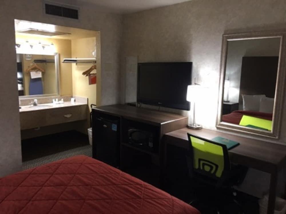 Quality Inn Flagstaff East I-40 Zewnętrze zdjęcie