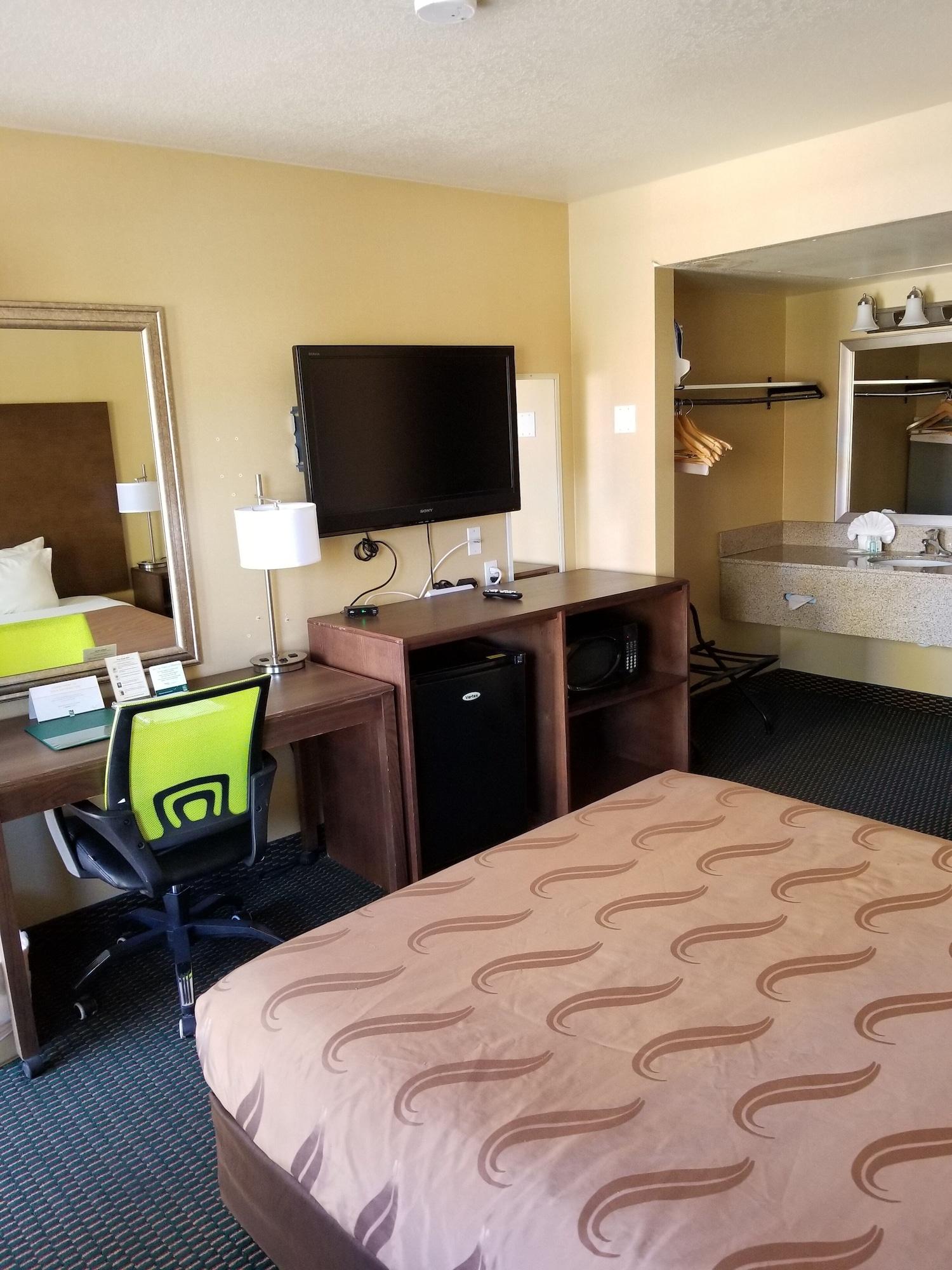 Quality Inn Flagstaff East I-40 Zewnętrze zdjęcie