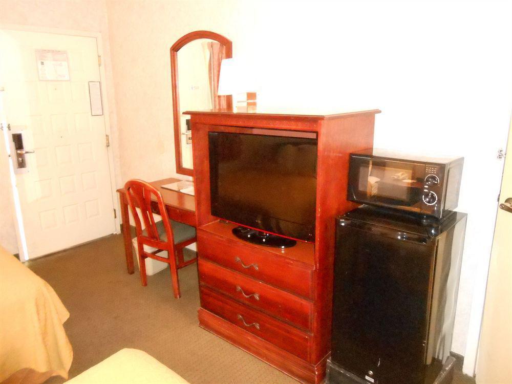 Quality Inn Flagstaff East I-40 Zewnętrze zdjęcie